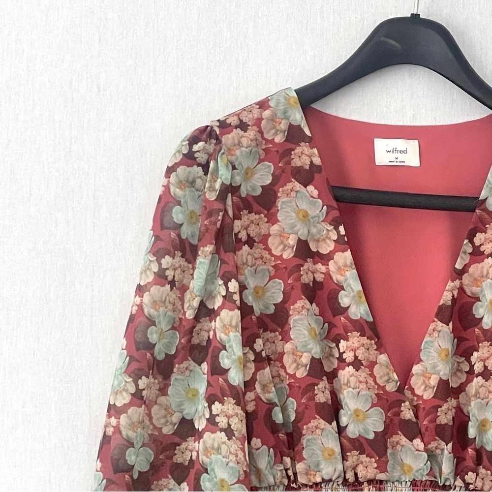 Aritzia Wilfred Wistful Blouse - Picture 4 of 11